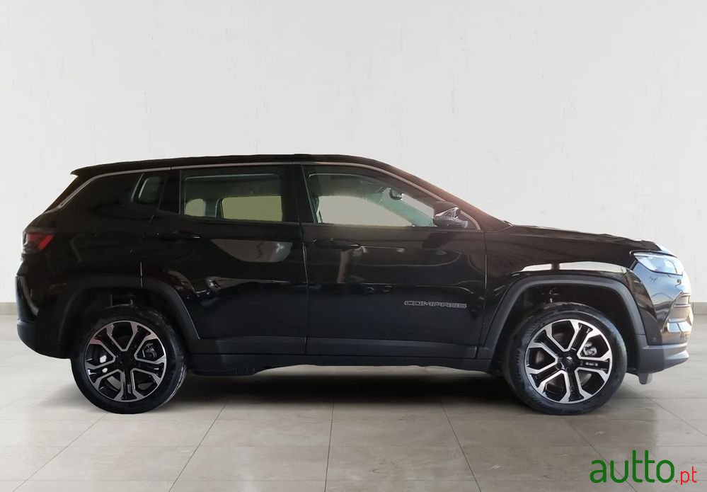 2024' Jeep Compass 1.3 Tg 4Xe Atitude photo #5