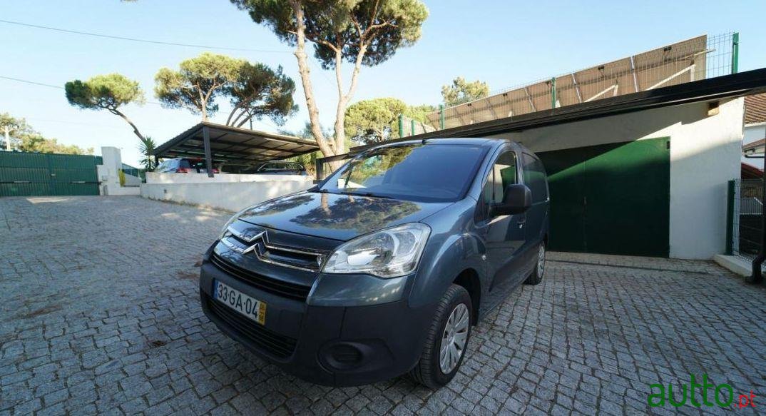 2008' Citroen Berlingo Van photo #1