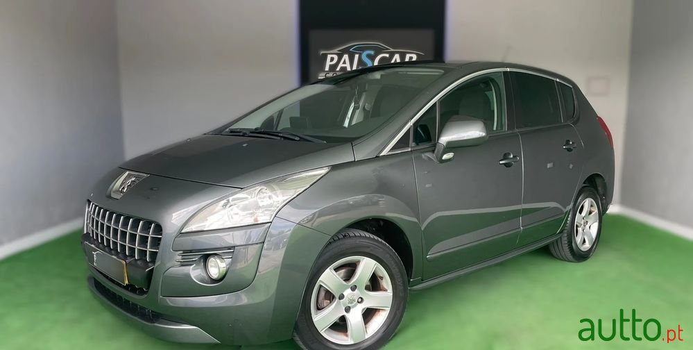 2013' Peugeot 3008 photo #1