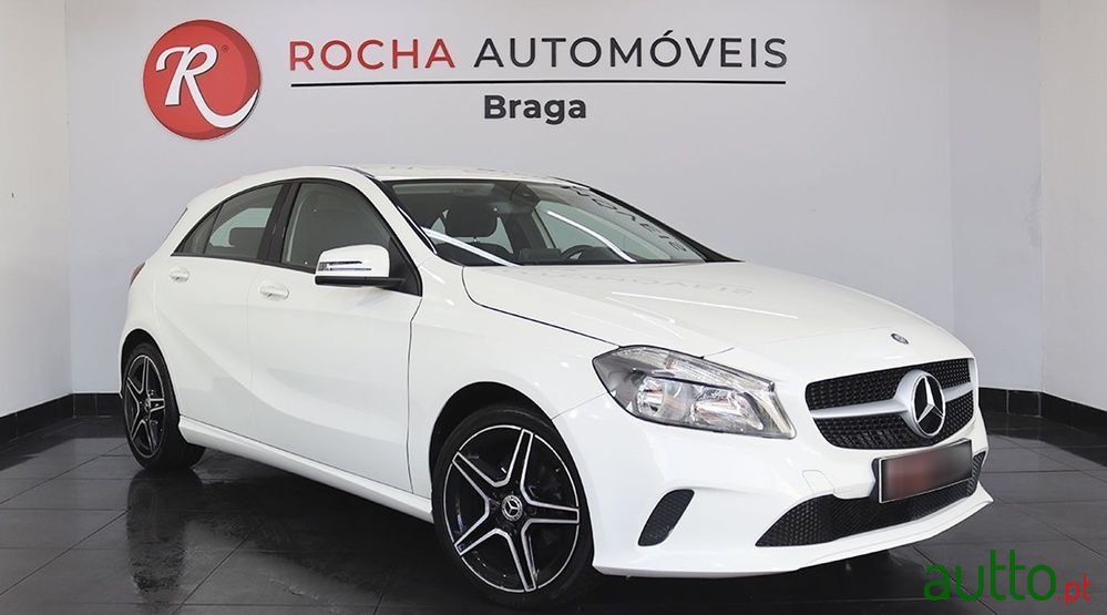 2016' Mercedes-Benz Classe A photo #3