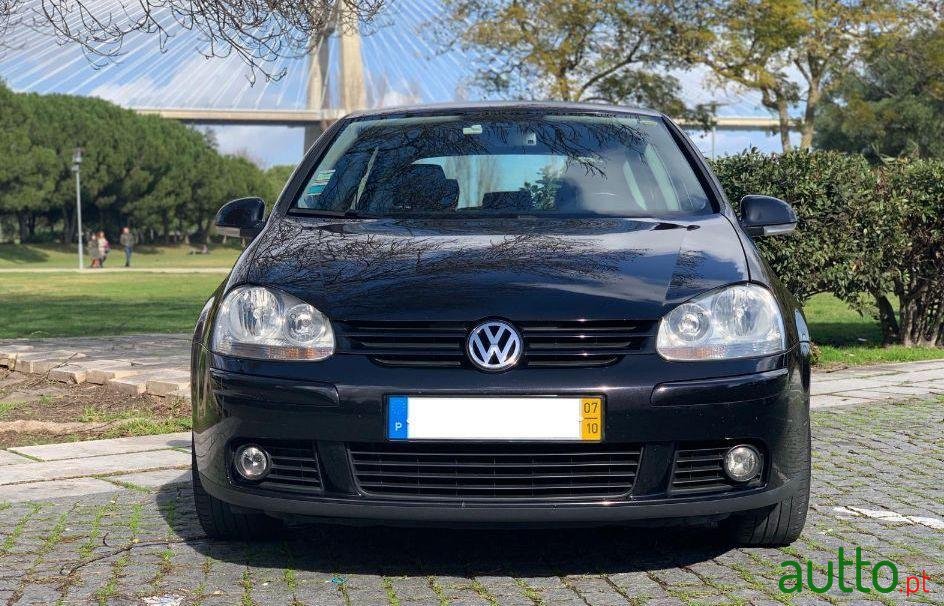 2007' Volkswagen Golf Mk5 Confortline photo #1