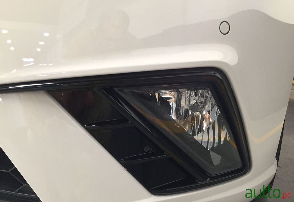 2019' SEAT Ibiza 1.0 Tsi Fr photo #5