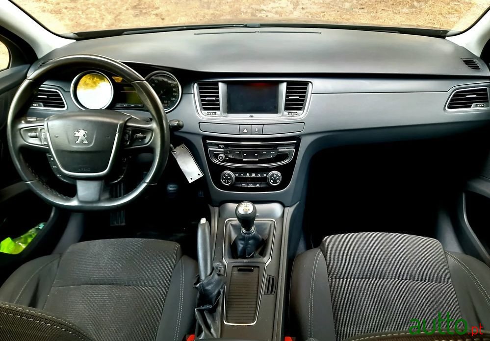 2016' Peugeot 508 Sw photo #5