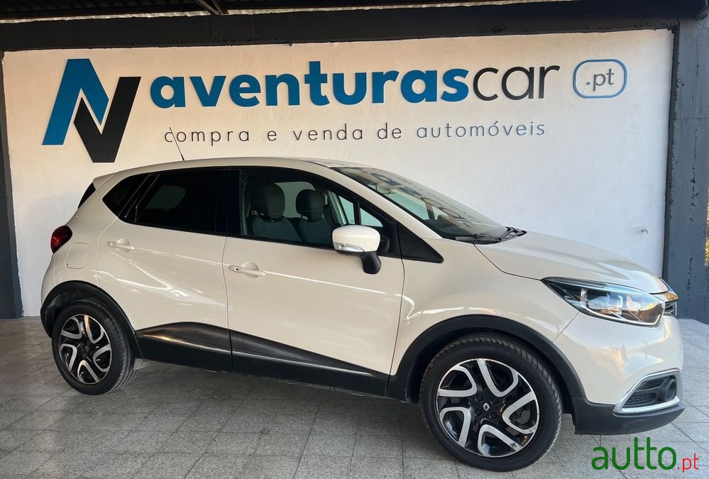 2014' Renault Captur photo #2