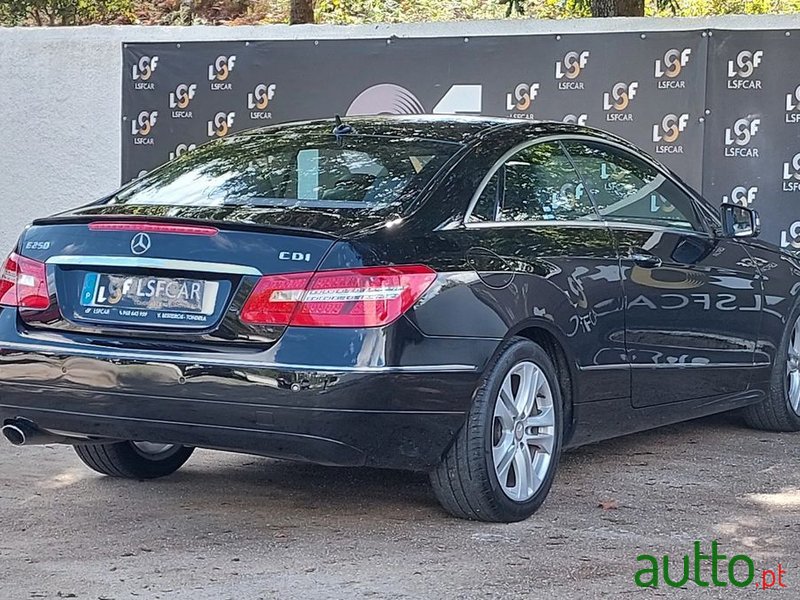 2013' Mercedes-Benz Classe E photo #5