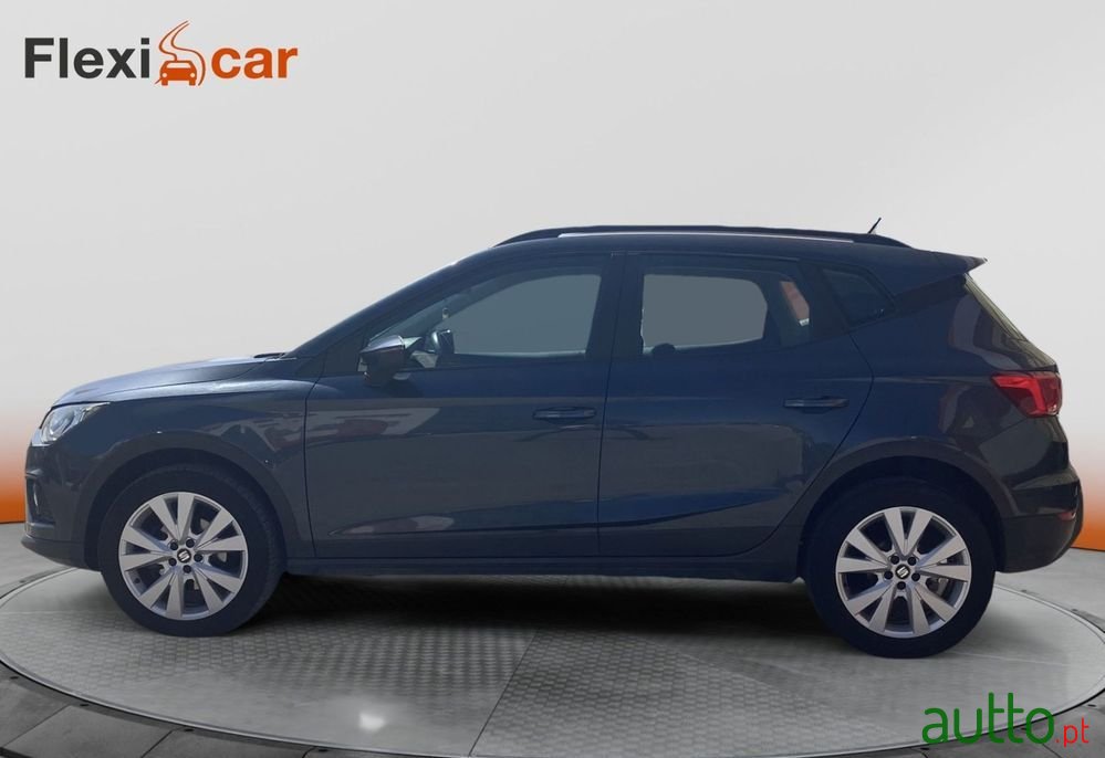 2019' SEAT Arona photo #3