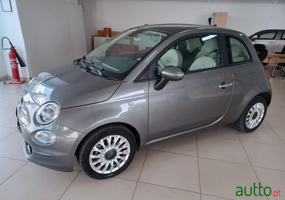 2020' Fiat 500 photo #2