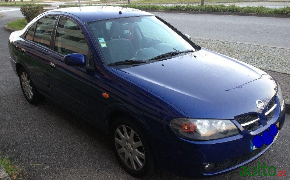 2003' Nissan Almera photo #2