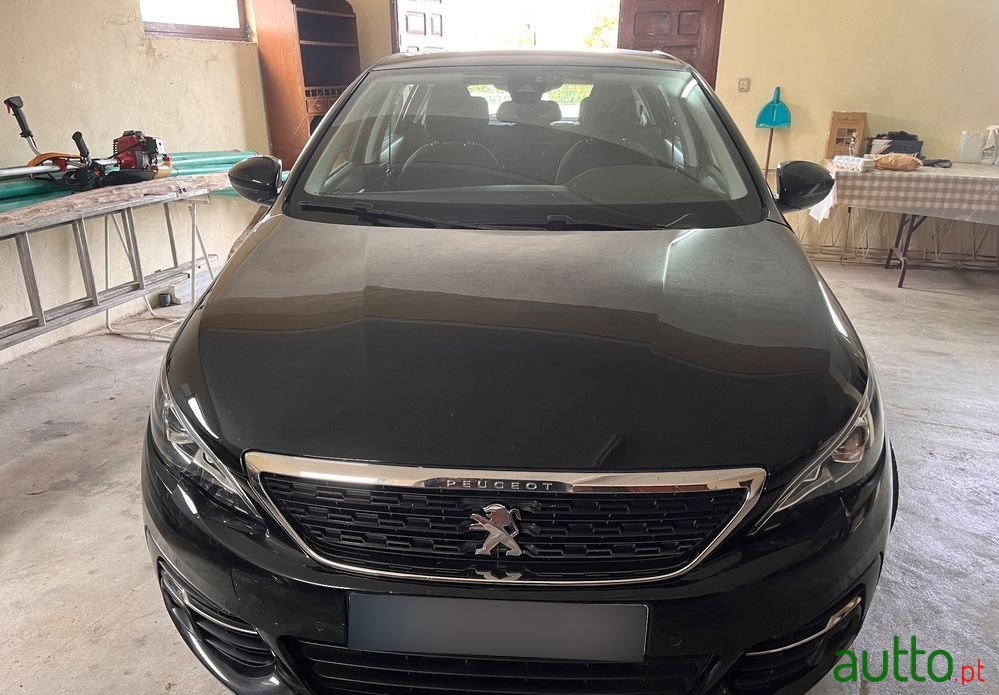 2018' Peugeot 308 photo #1