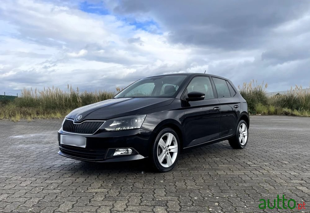2015' Skoda Fabia 1.4 Tdi Style photo #6