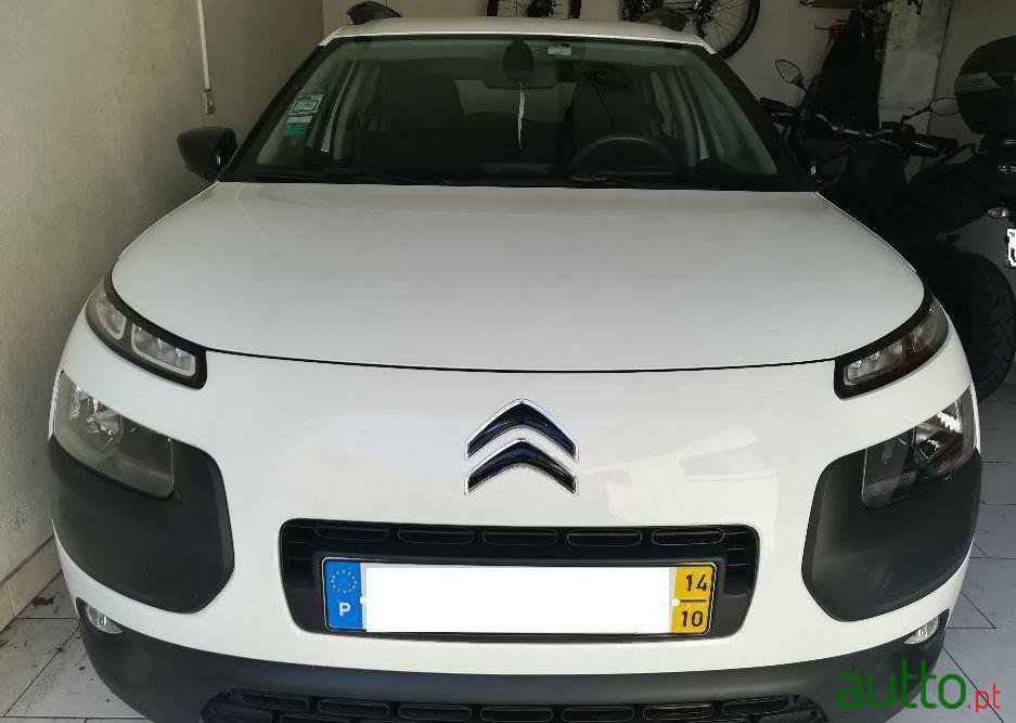 2014' Citroen C4 Cactus photo #1