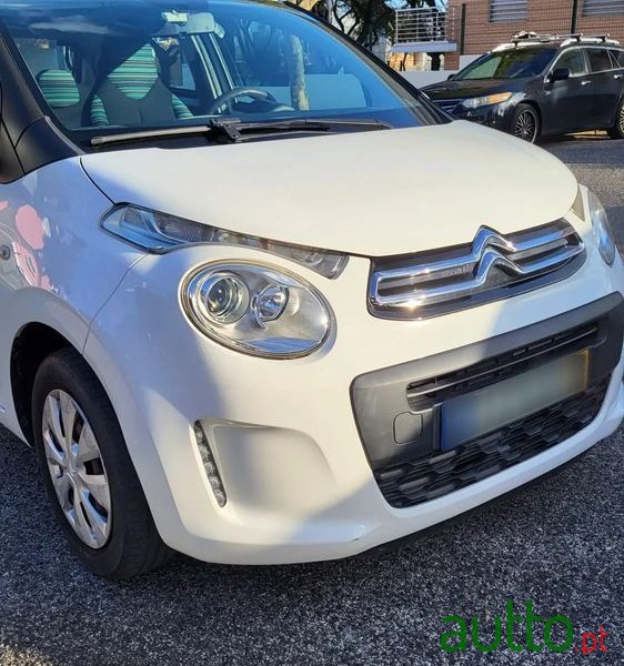 2018' Citroen C1 1.0 Vti Feel photo #3