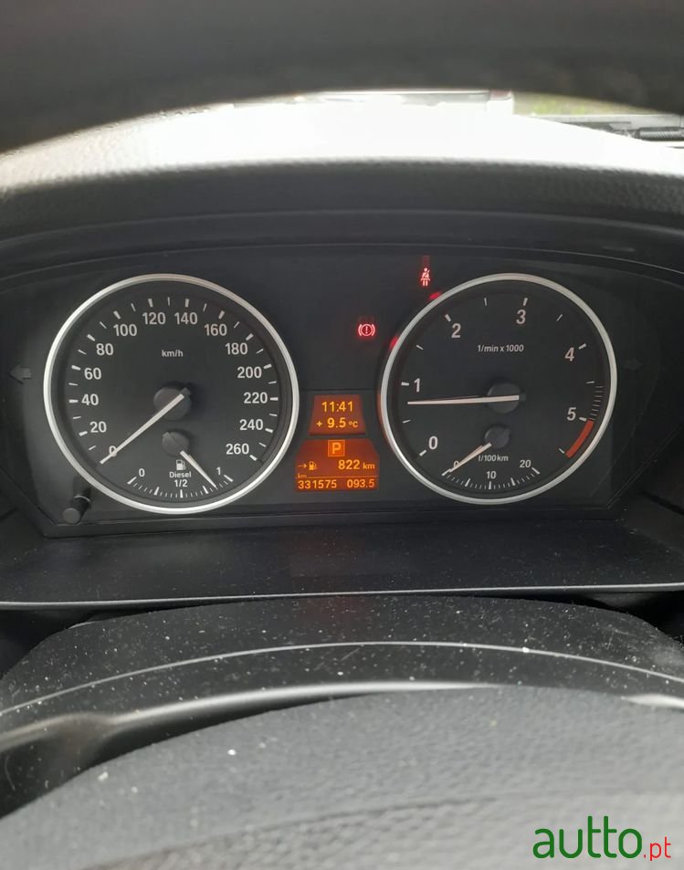 2007' BMW 520 Da Touring photo #5