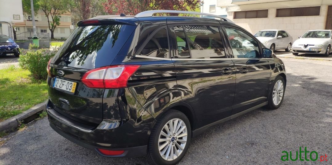2016' Ford Grand C-MAX photo #3