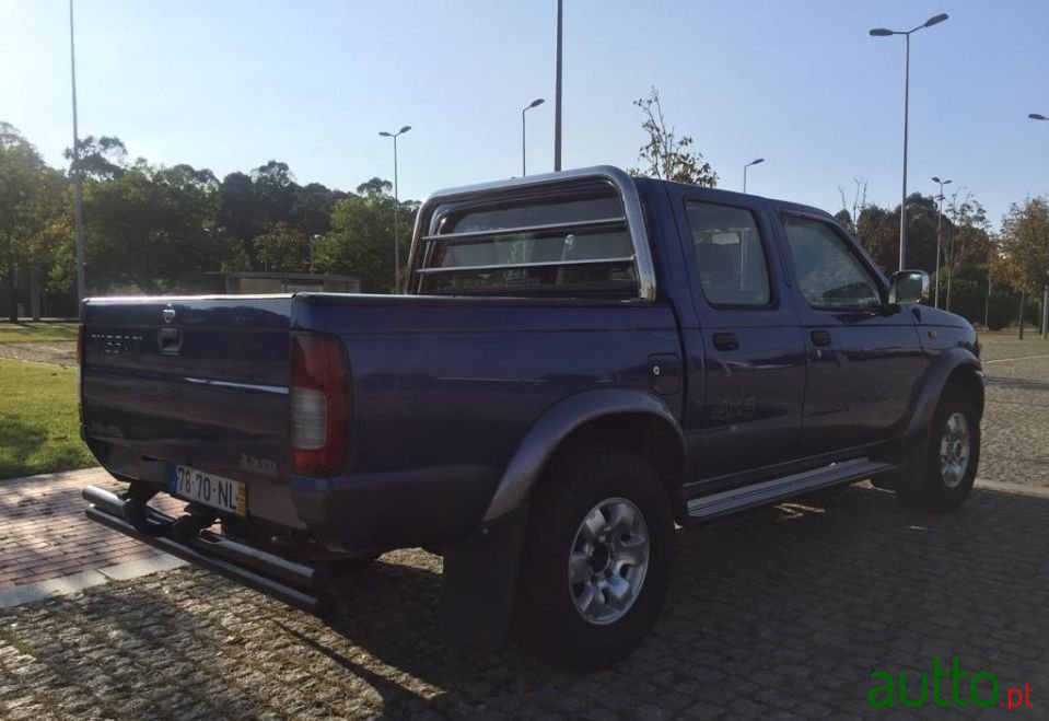 1999' Nissan Navara photo #4