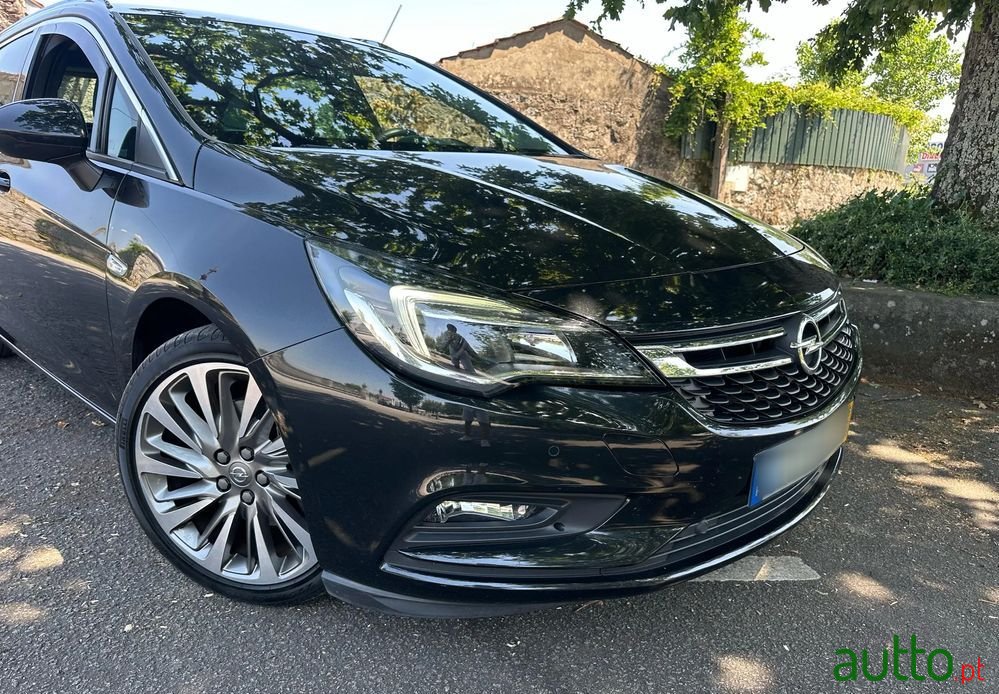 2016' Opel Astra Sports Tourer photo #2