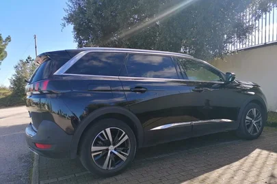 2019' Peugeot 5008