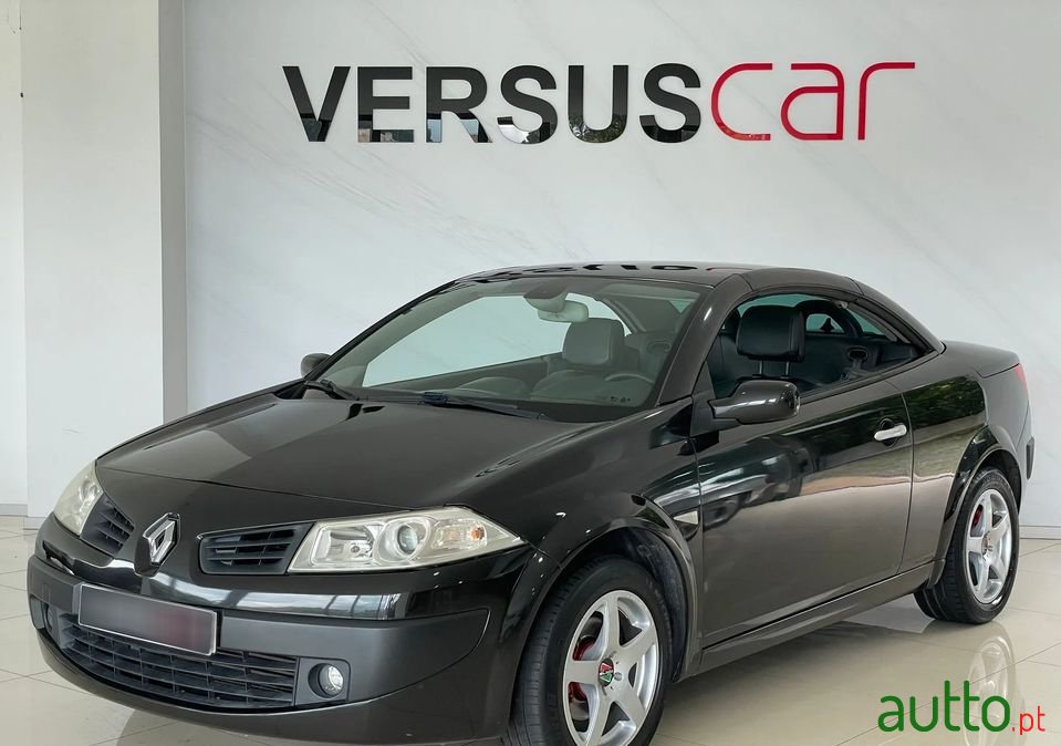 2007' Renault Megane photo #5