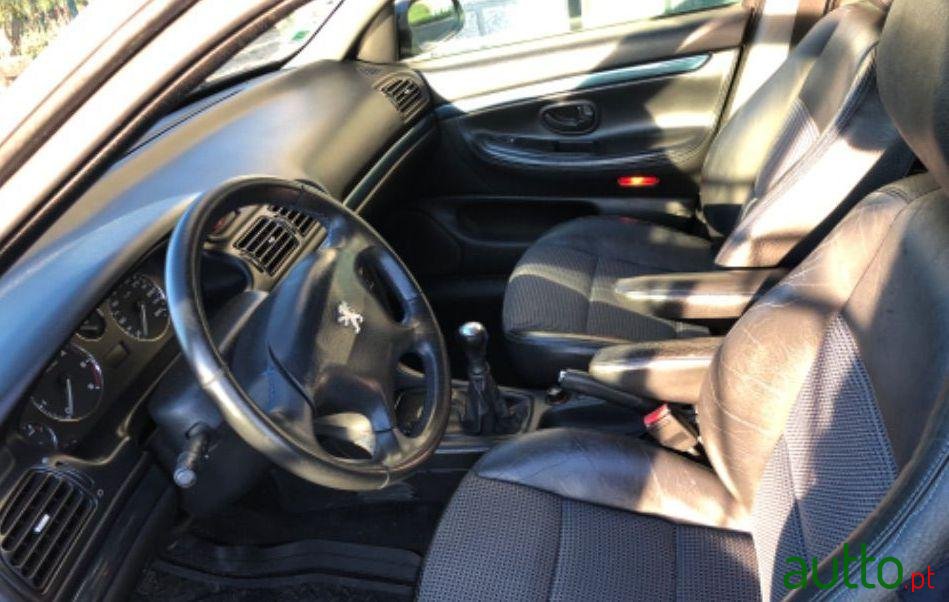 2001' Peugeot 406 Sw photo #2