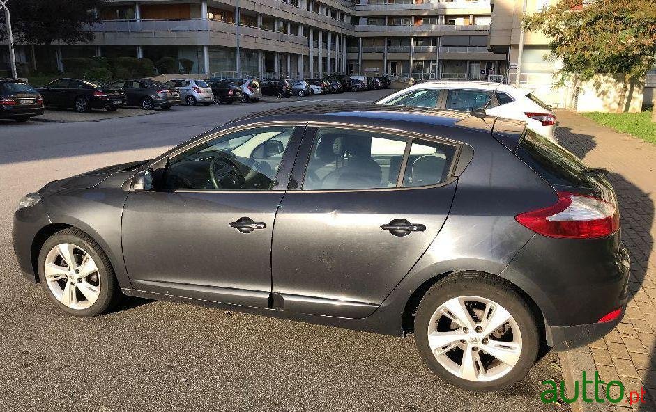 2013' Renault Megane photo #4