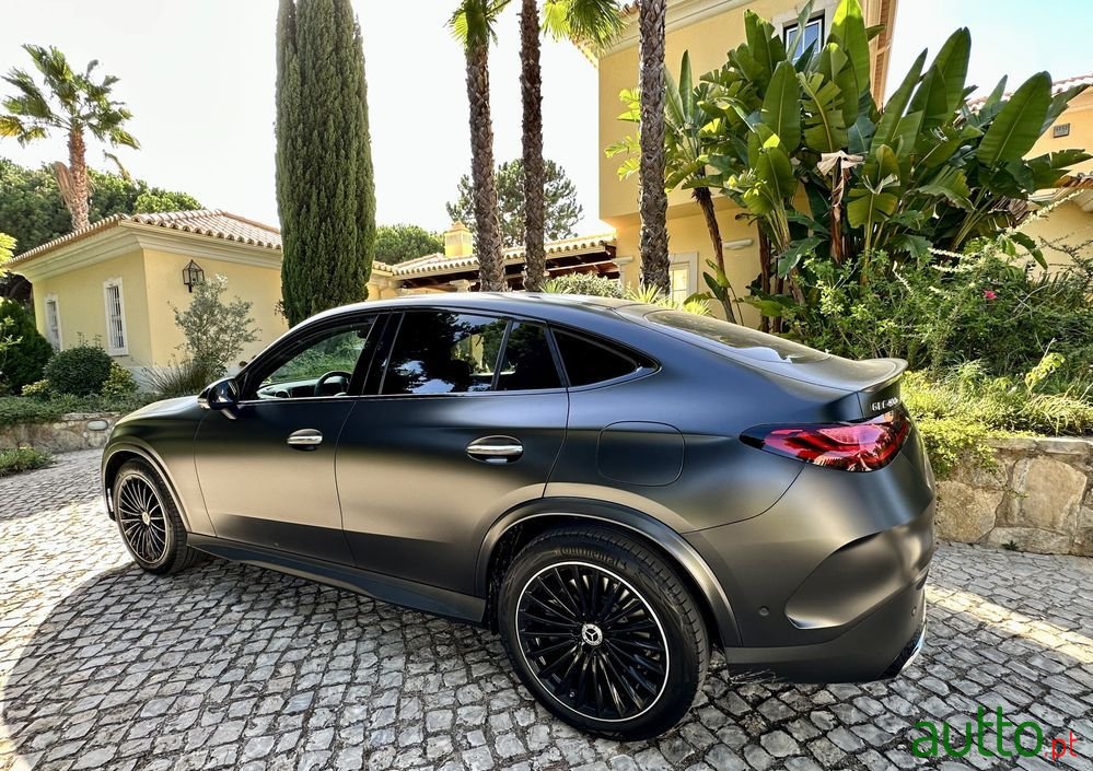 2023' Mercedes-Benz GLC 400 E 4Matic photo #2