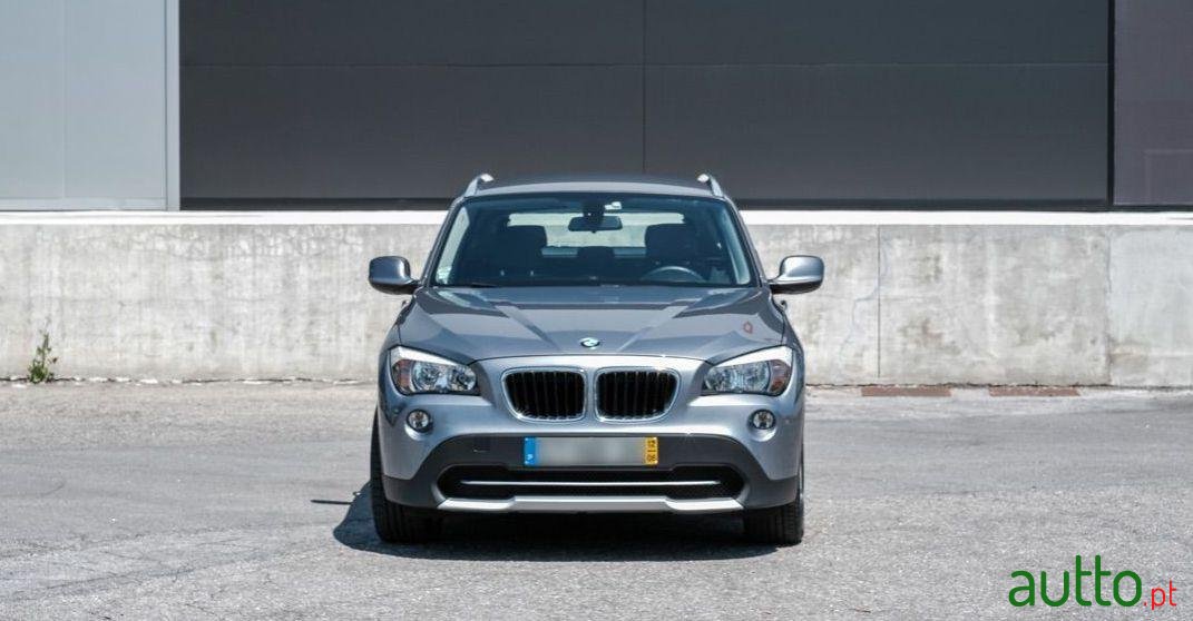 2012' BMW X1 S Drive 18D photo #2