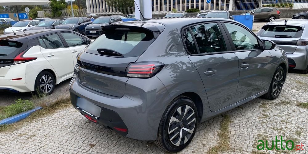 2024' Peugeot 208 1.2 Puretech Active photo #4