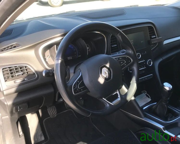 2016' Renault Mégane Sport Tourer photo #4