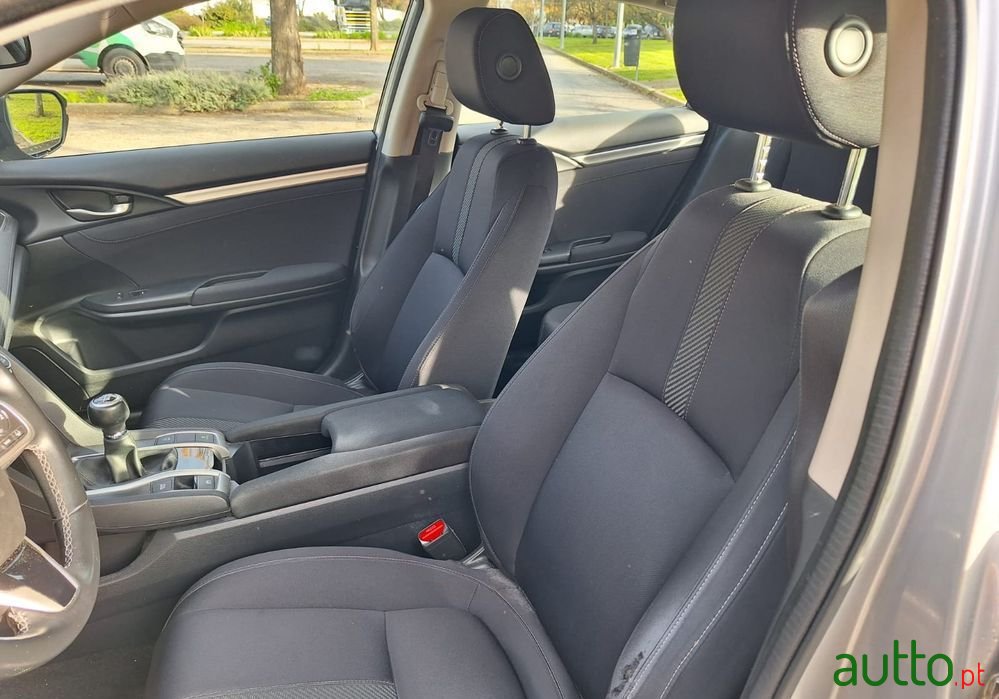 2019' Honda Civic photo #6