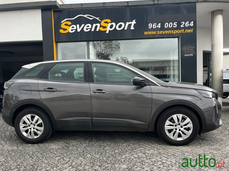 2021' Peugeot 3008 photo #4