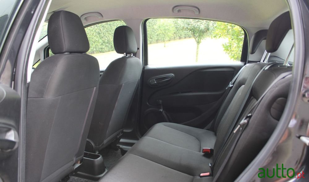2017' Fiat Punto photo #6