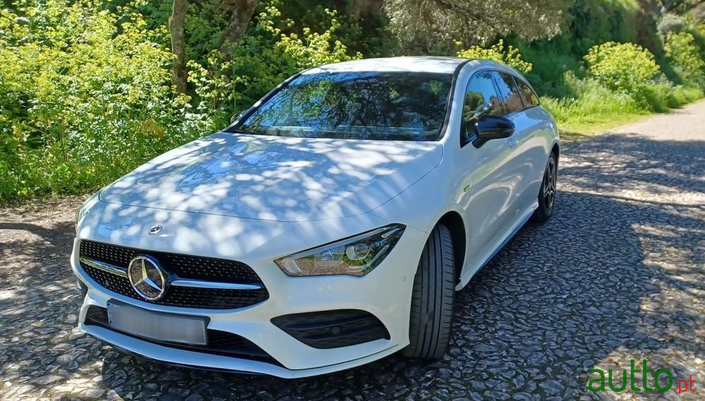 2021' Mercedes-Benz Classe Cla E Amg Line photo #3