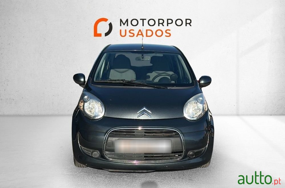 2010' Citroen C1 1.0 Attraction photo #2