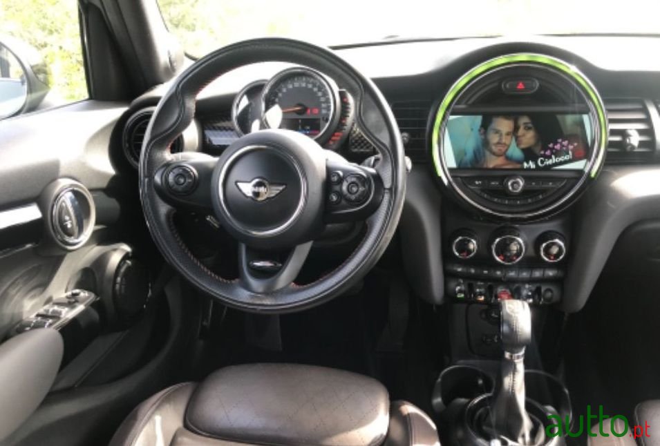 2016' MINI Cooper photo #4