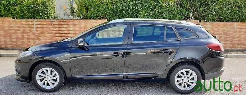 2016' Renault Megane Sport Tourer photo #1