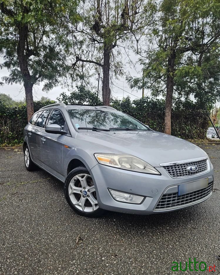 2009' Ford Mondeo Sw photo #2