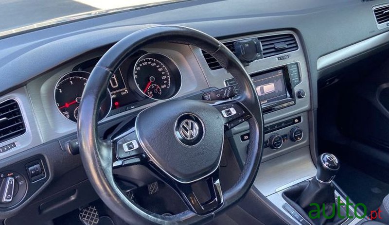 2014' Volkswagen Golf Variant photo #1