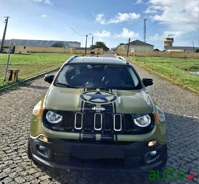 2015' Jeep Renegade photo #1