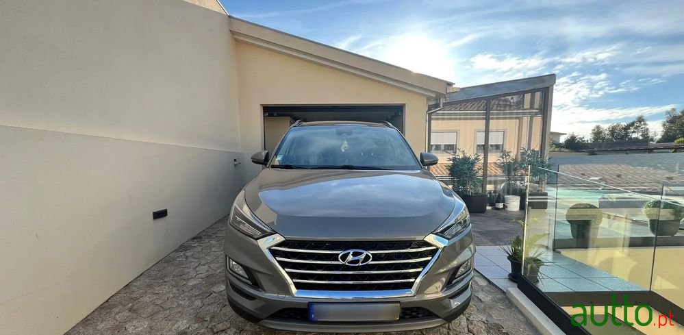 2019' Hyundai Tucson photo #2