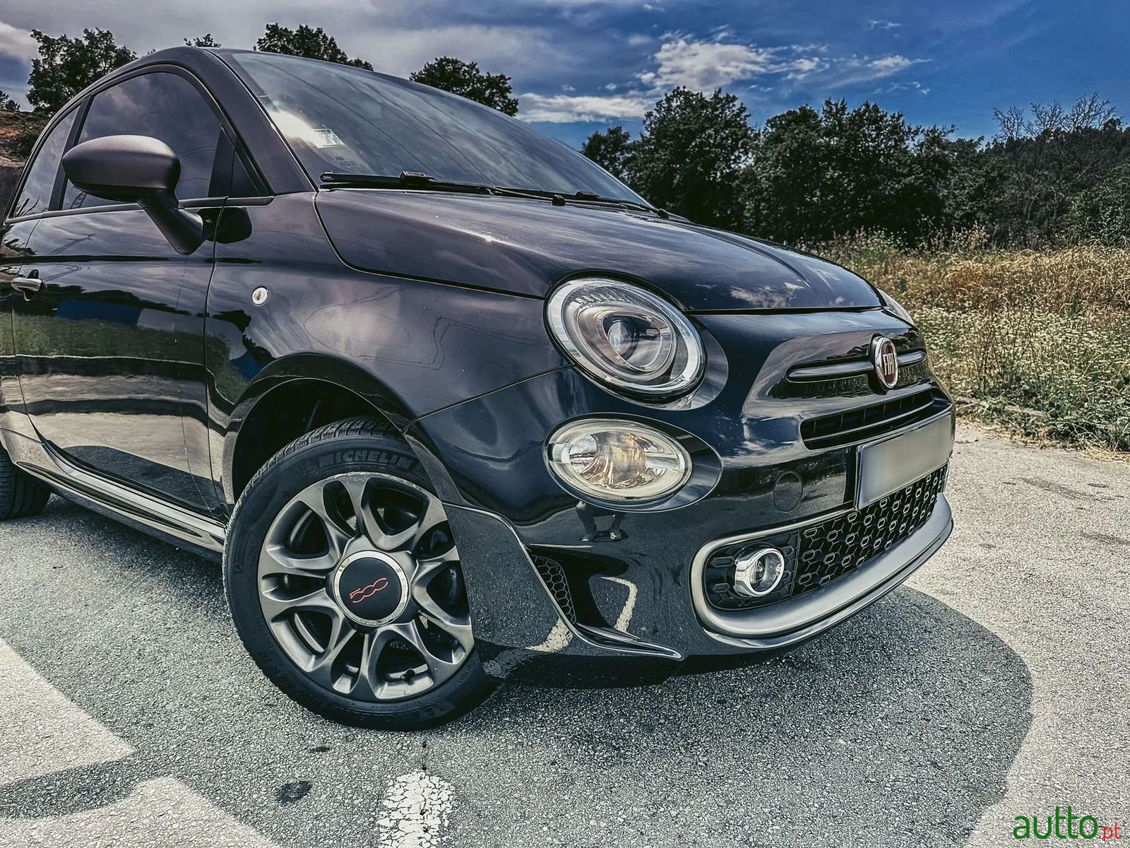 2017' Fiat 500 photo #2