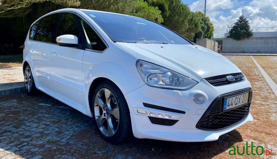 2012' Ford S-Max photo #2