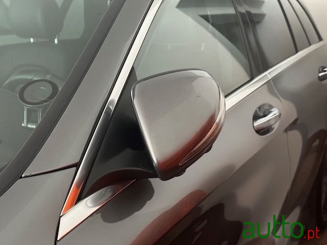 2017' Mercedes-Benz C-350 photo #2