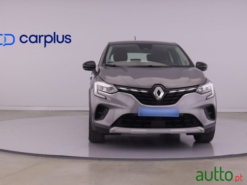 2021' Renault Captur photo #3