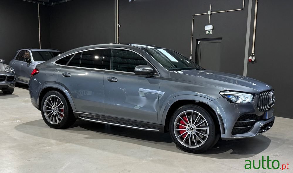 2021' Mercedes-Benz Classe Gle photo #4