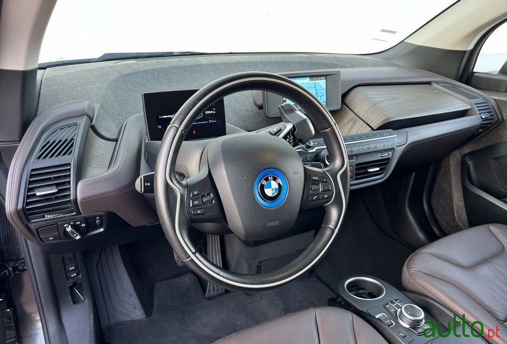 2019' BMW Série I photo #2