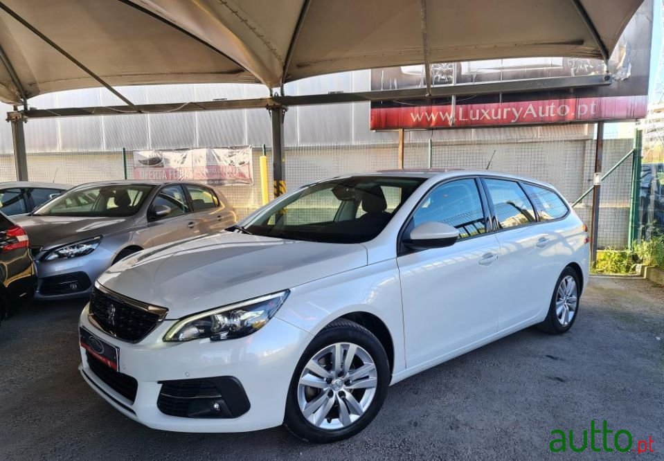 2019' Peugeot 308 Sw photo #3