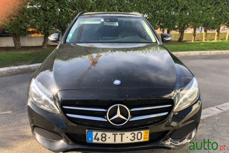 2015' Mercedes-Benz C-250 photo #4