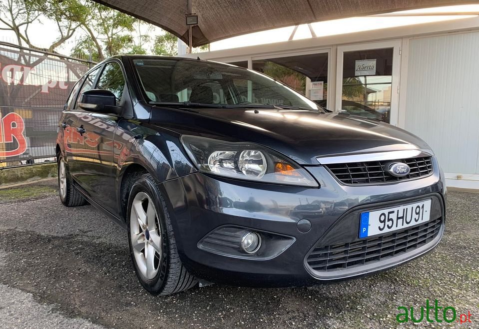 2009' Ford Focus Sw photo #4