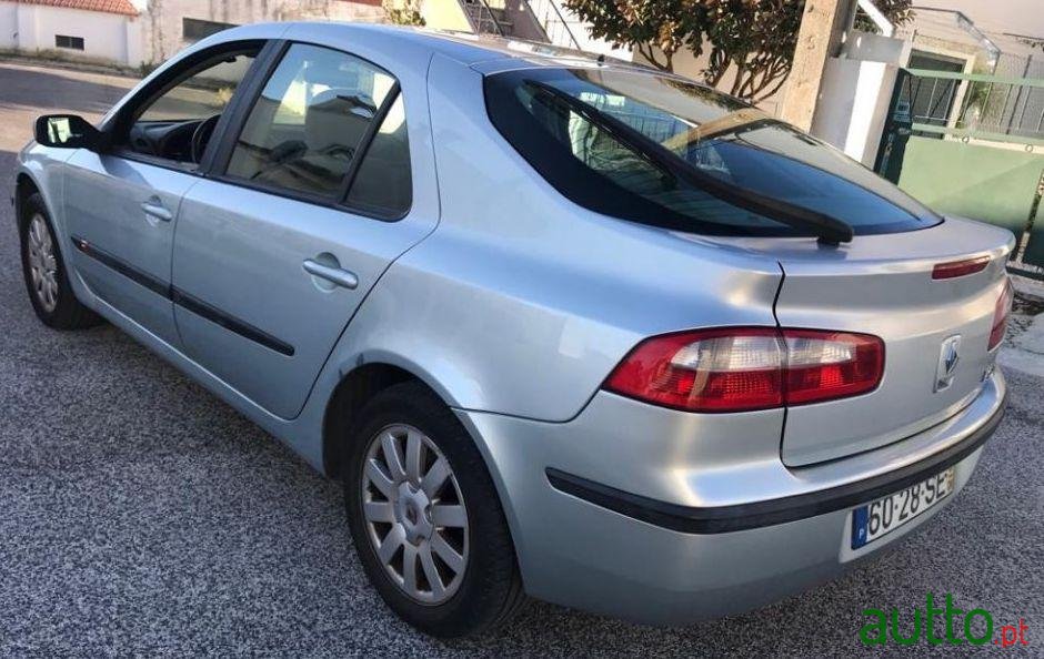 2001' Renault Laguna 1600 photo #2