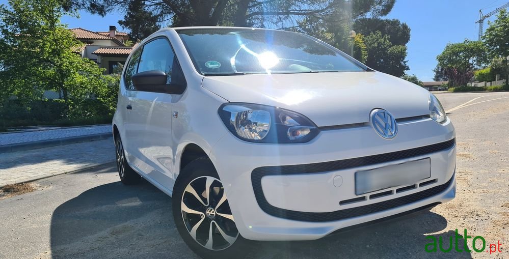 2016' Volkswagen Up! photo #1
